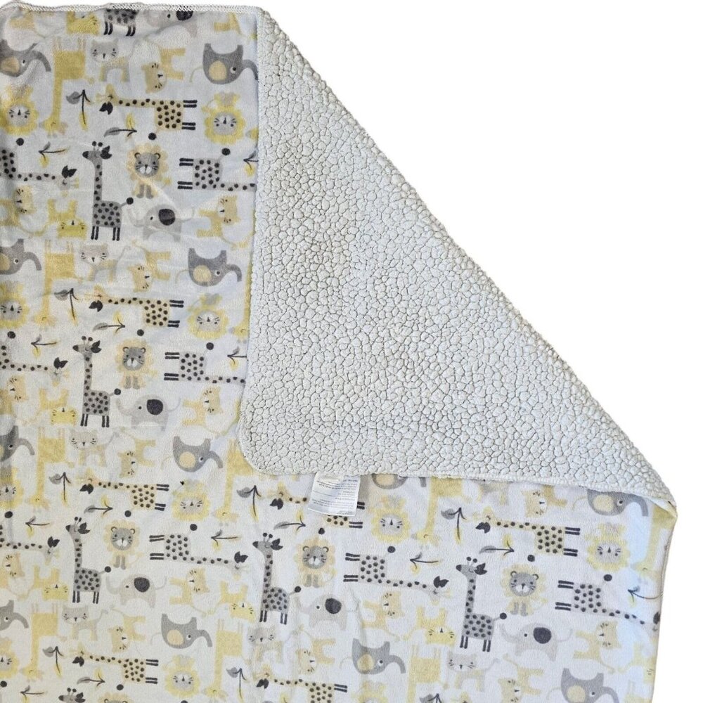 SL Home Fashions Jungle Safari Blanket Yellow Gray Giraffe Print Sherpa Backing